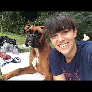 Meet your Posher, Corrie